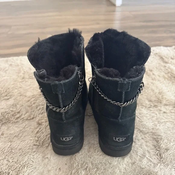 UGG Black Classic Short Sparkle Chain Zip Boots - Picture 8 of 11